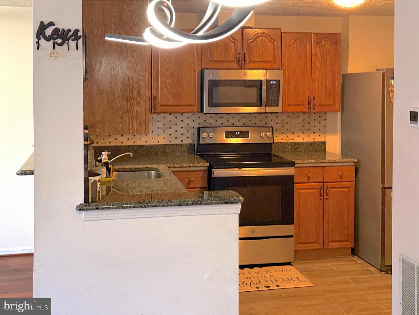 14106 Aldora Circle photo 6