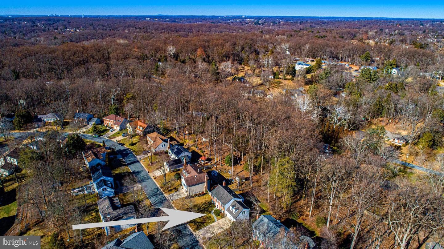 644 Symphony Woods Drive photo 16