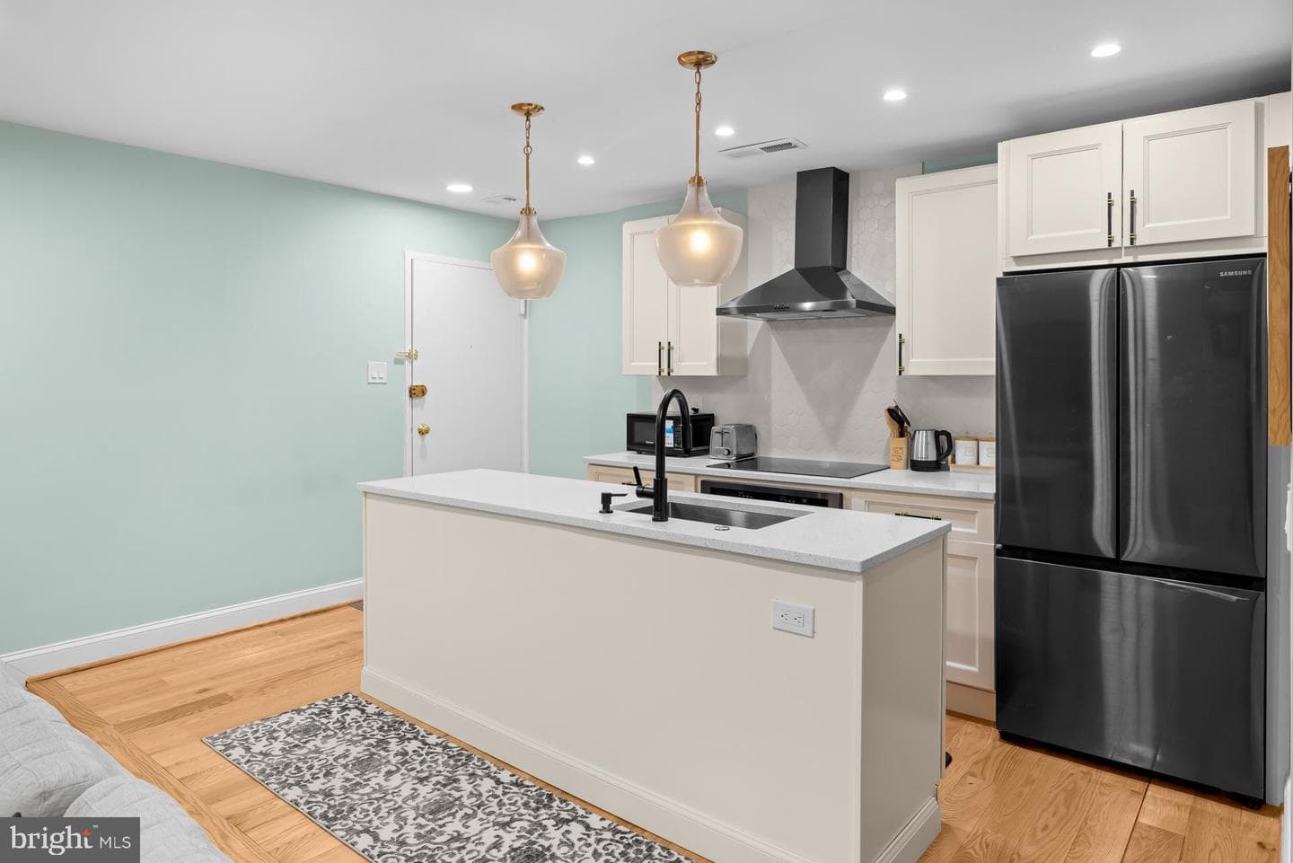 9820 Georgia Avenue #21-302 photo 8