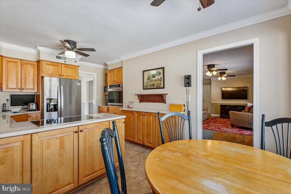 6205 Beechdale Court photo 5