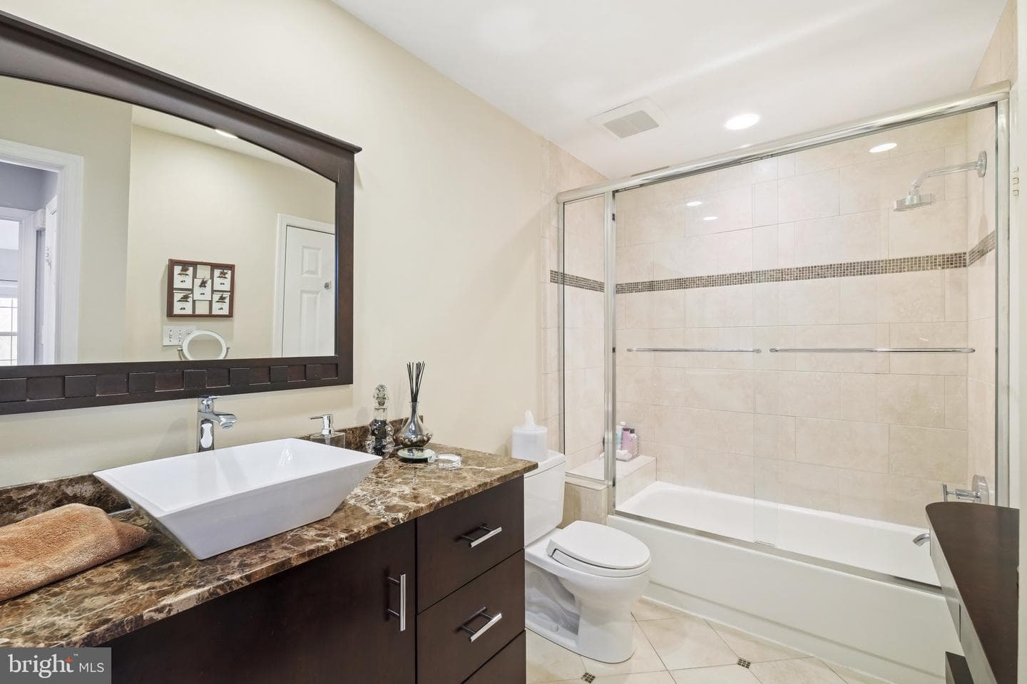 5916 Barbados Place #201 photo 17