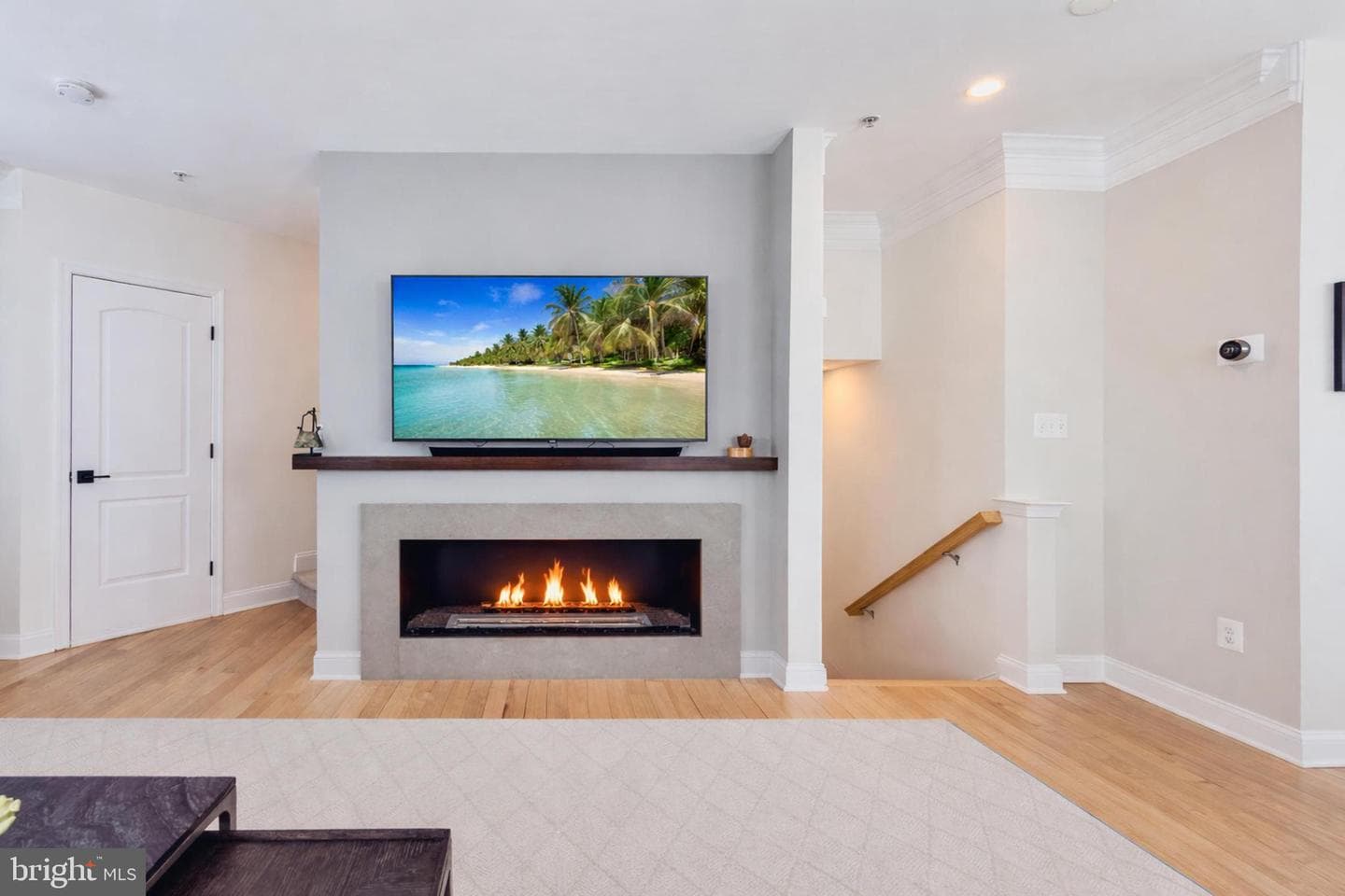 1023 Gaither Road photo 3
