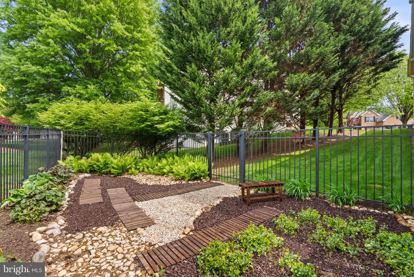 10217 Lakestone Place photo 57