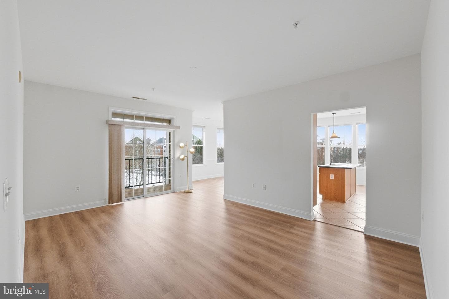501 King Farm Blvd #304 photo 13