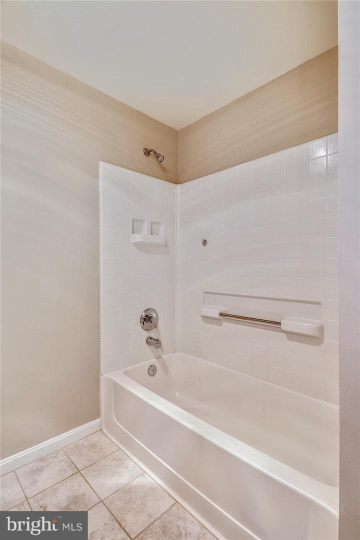2900 N Leisure World Boulevard #406 photo 22