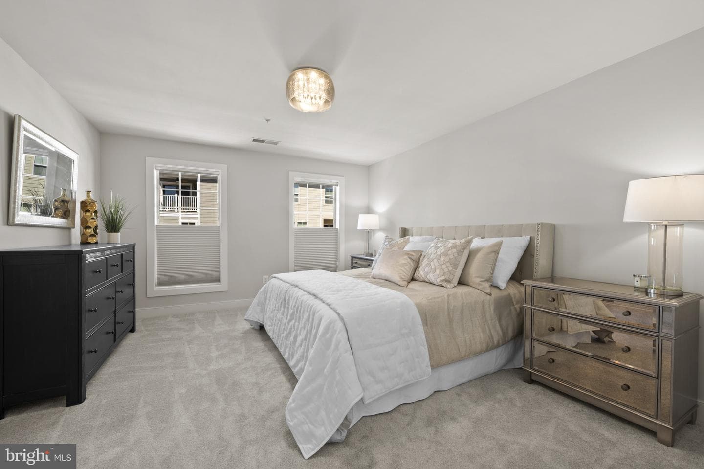 241 Goodall Street photo 23