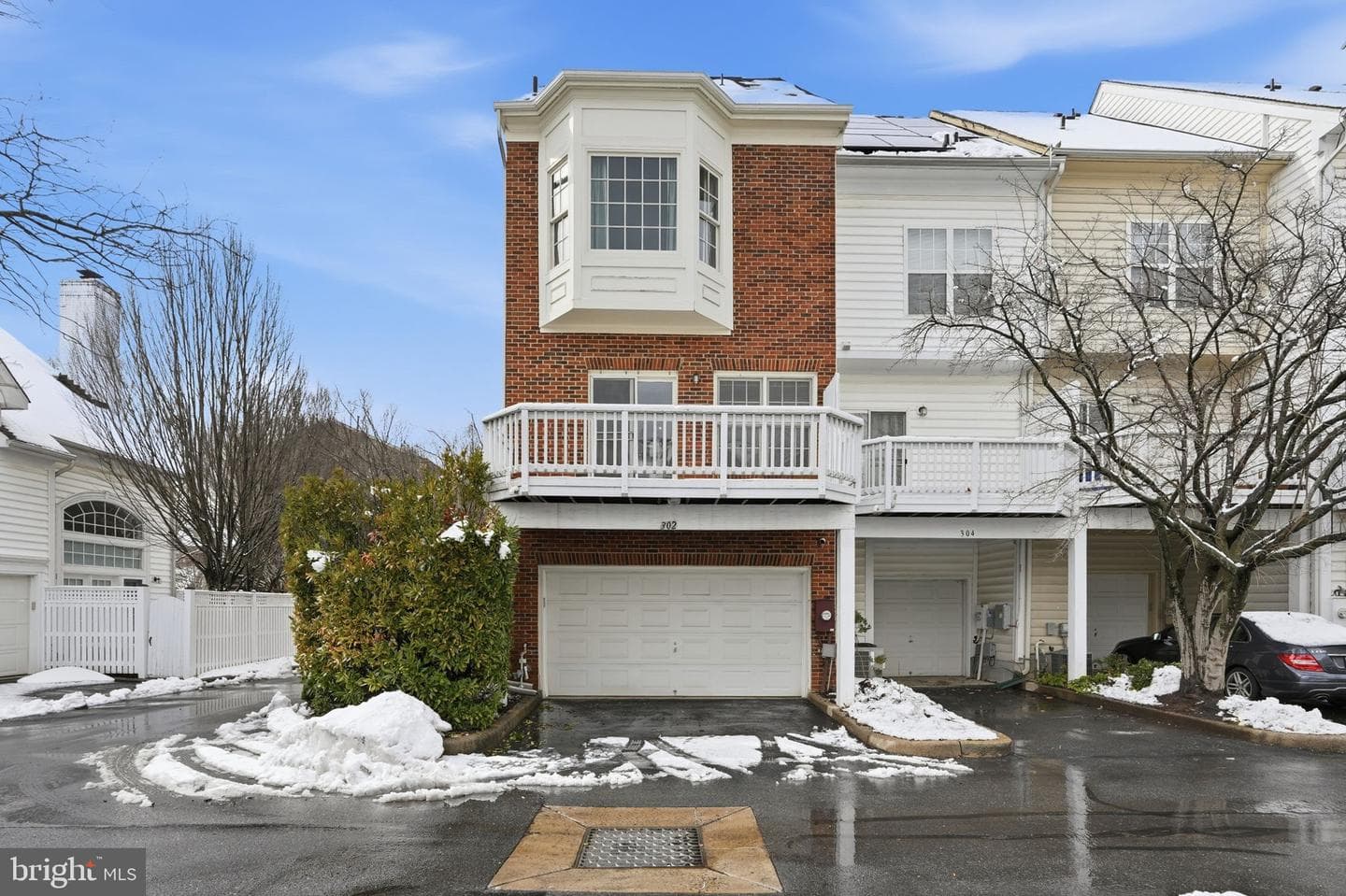 302 Fallsgrove Drive photo 39