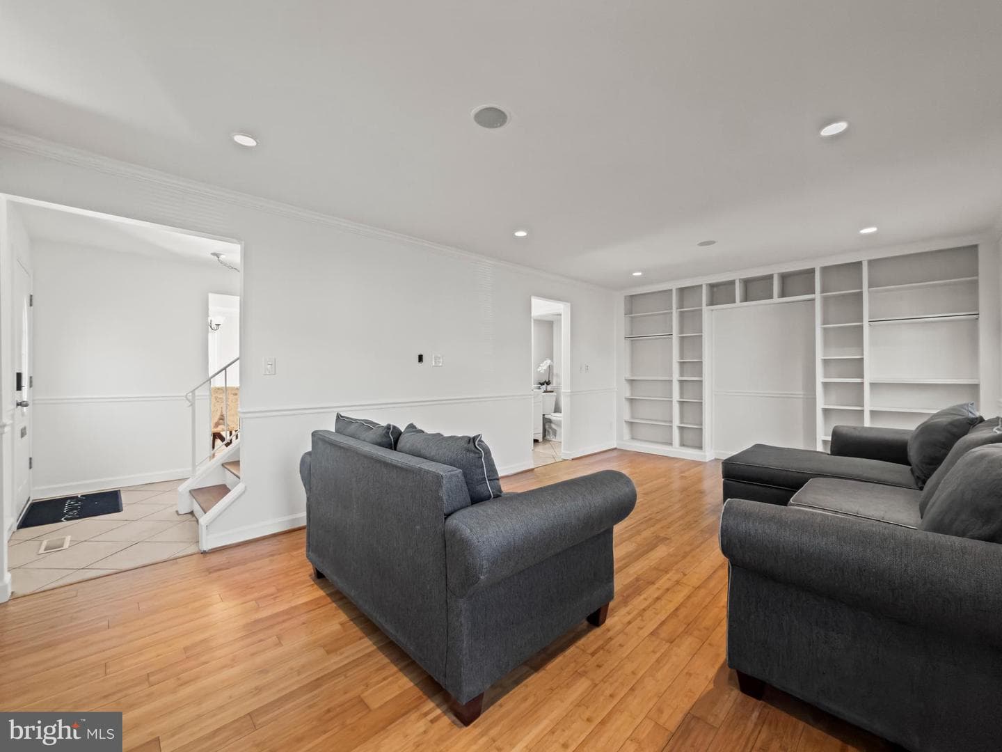 9900 Tambay Court photo 8