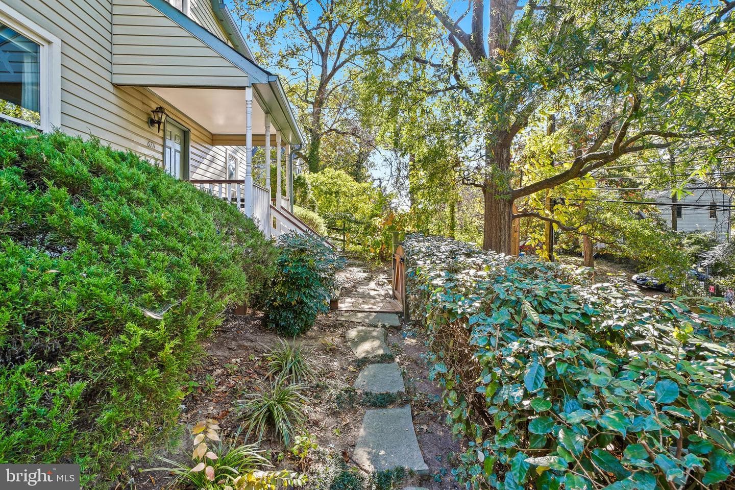 6711 Poplar Avenue photo 35