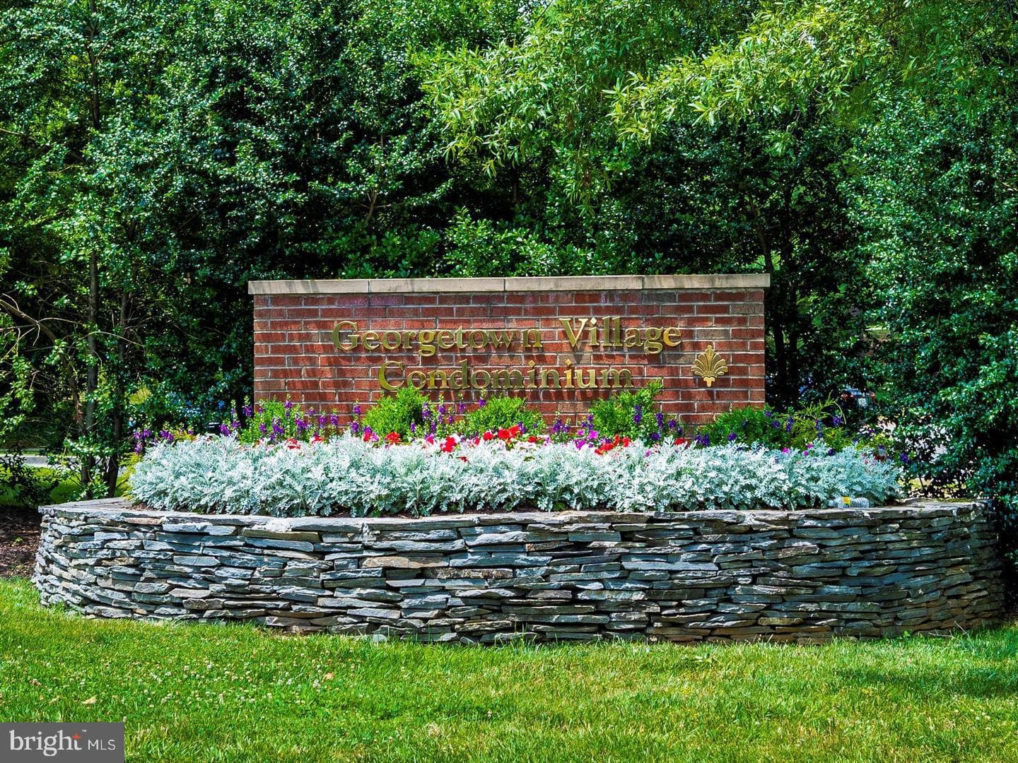 11423 Commonwealth Drive #303