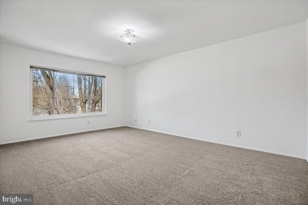 11423 Commonwealth Drive #303 photo 15