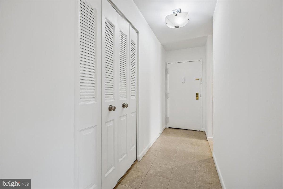 11423 Commonwealth Drive #303 photo 4
