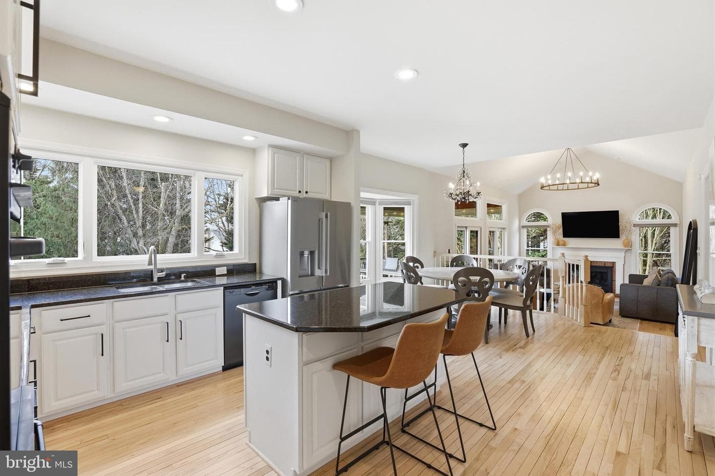 10008 Founders Way photo 14
