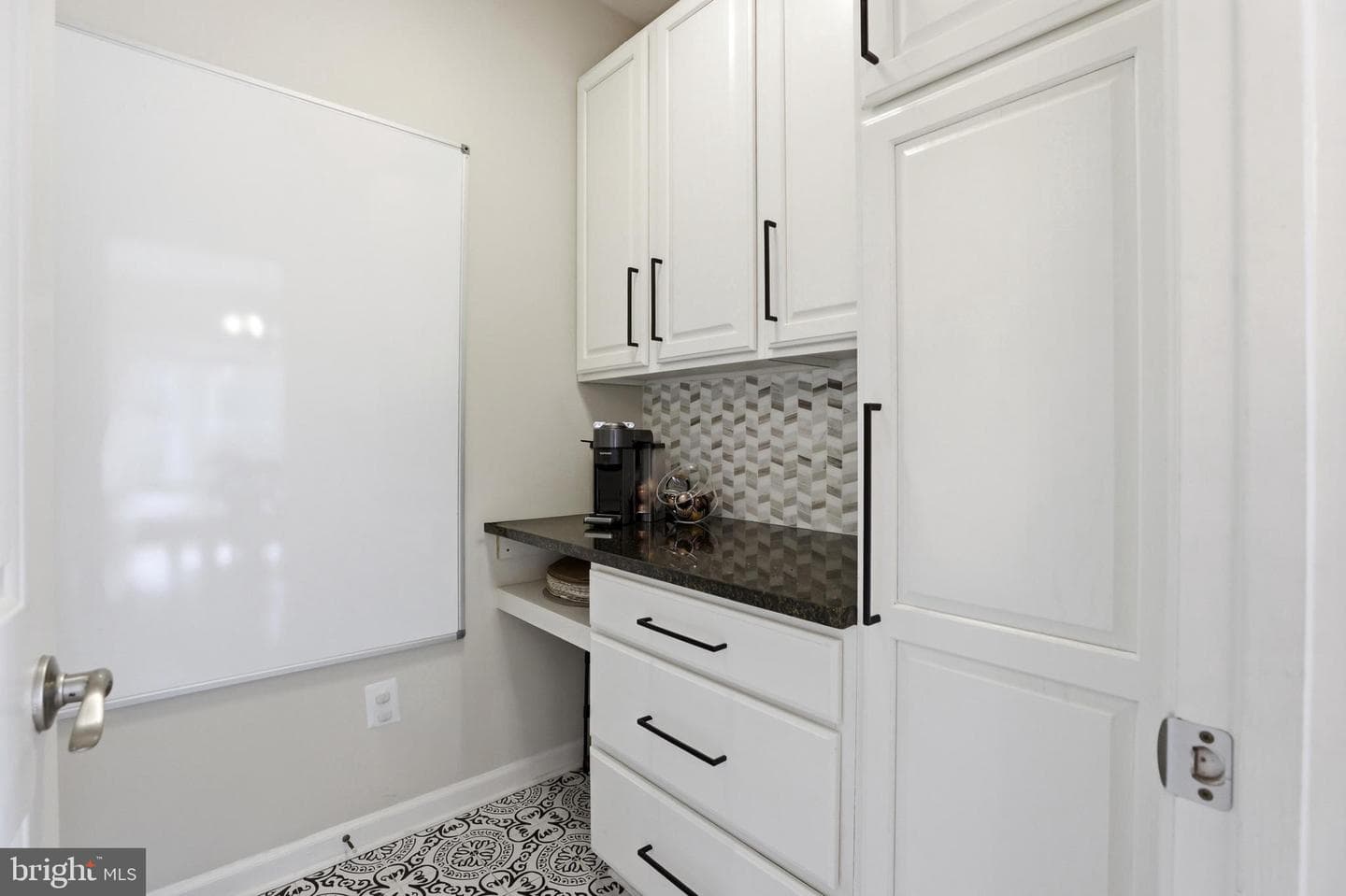 10008 Founders Way photo 24