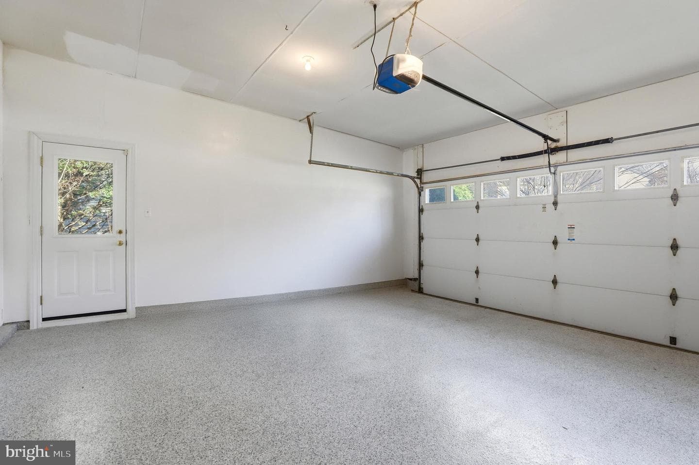 10008 Founders Way photo 53