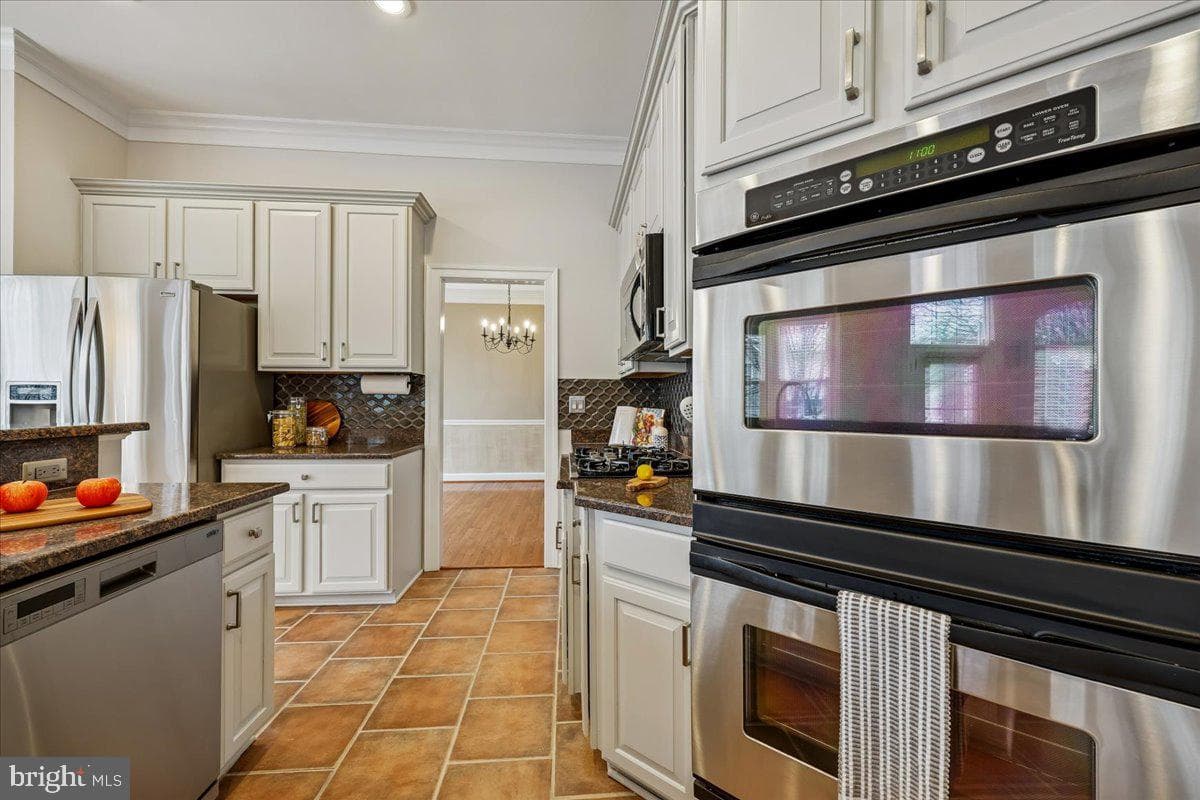 304 Summer Garden Way photo 23