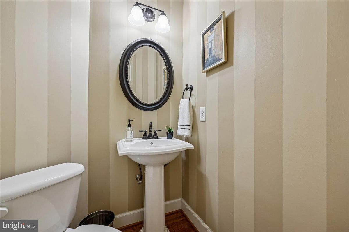 304 Summer Garden Way photo 24