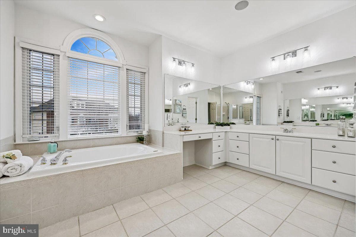 304 Summer Garden Way photo 30