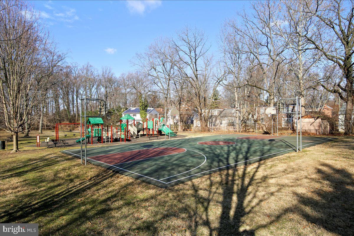 304 Summer Garden Way photo 58
