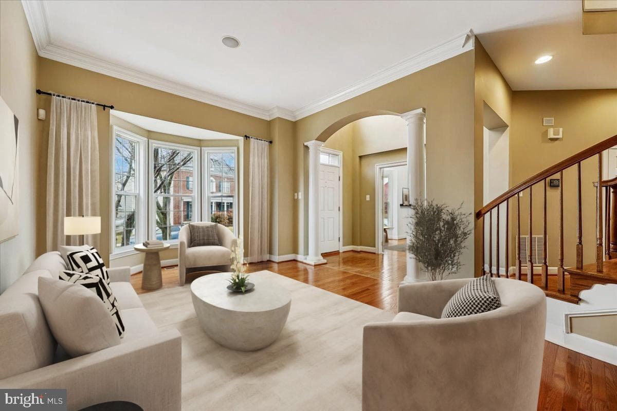 304 Summer Garden Way photo 8