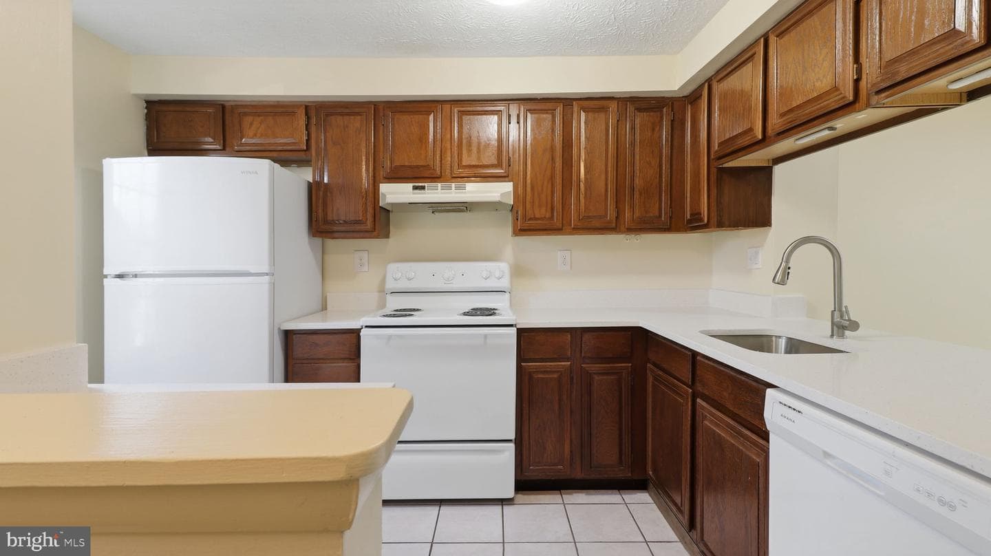 12502 Laurel Grove Place photo 6