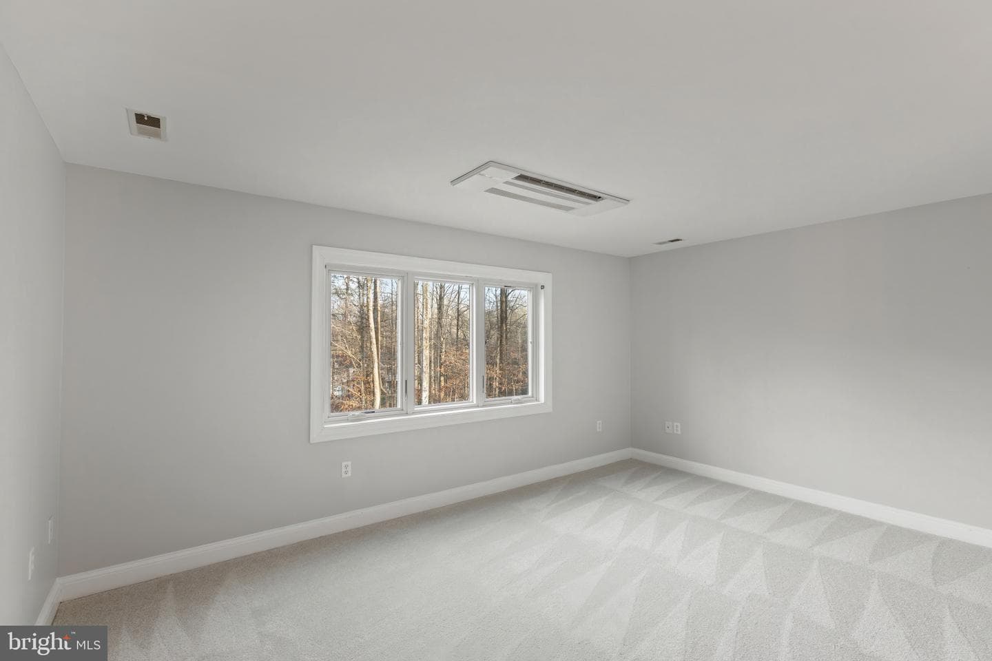 16001 Amina Drive photo 30