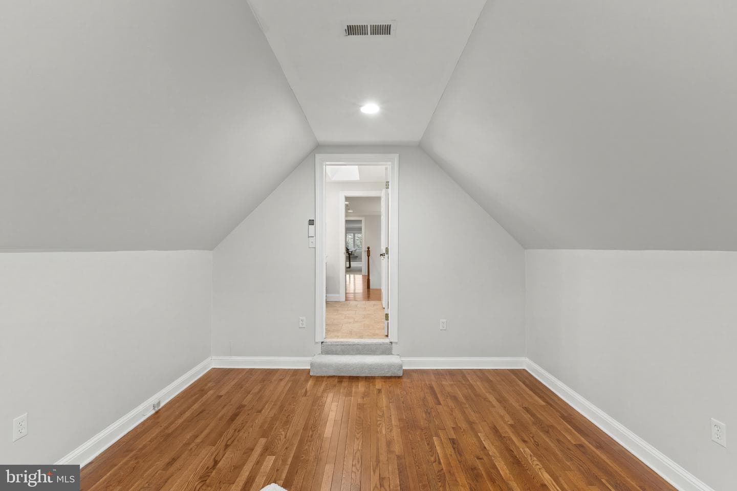 16001 Amina Drive photo 35