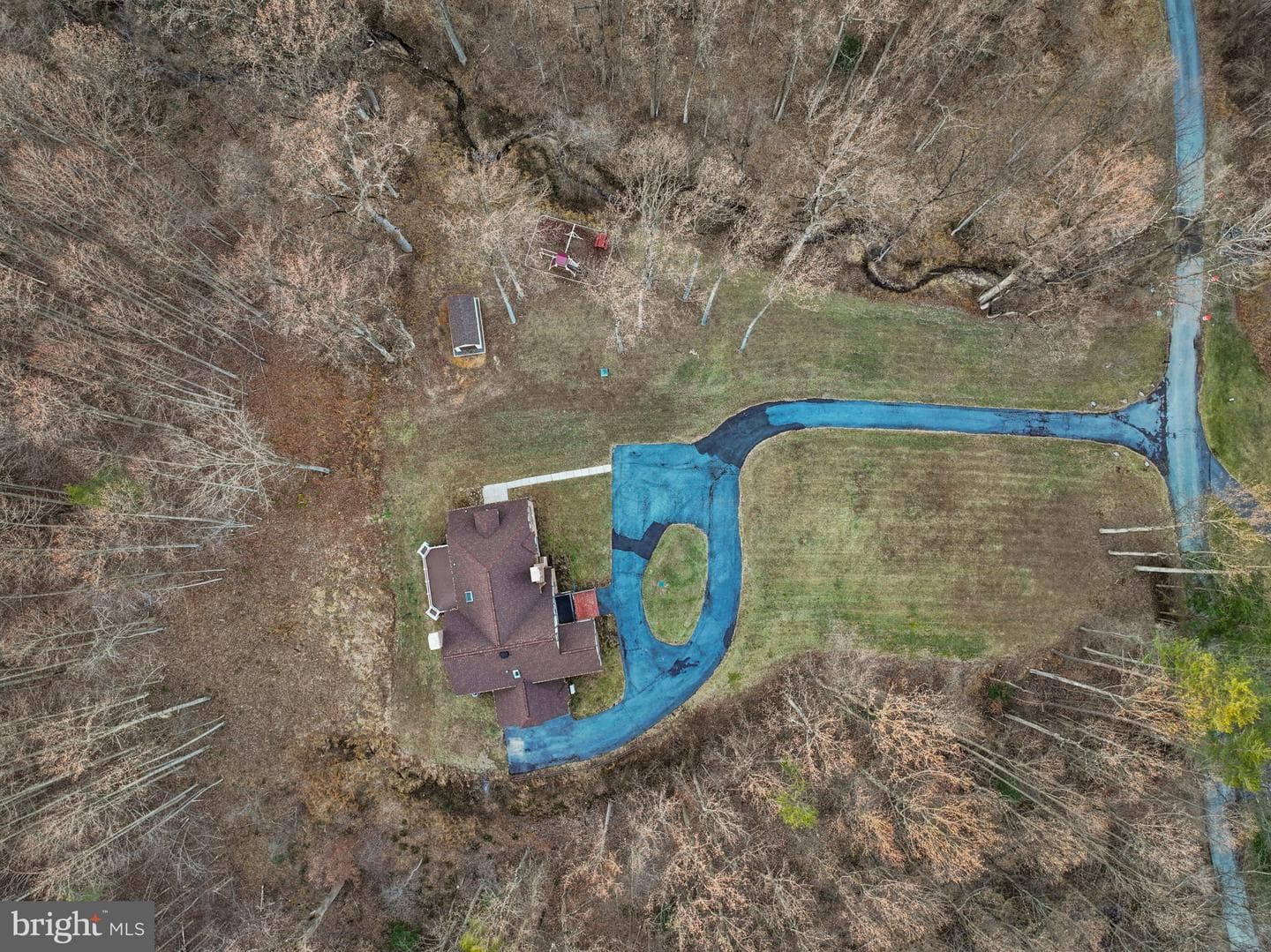16001 Amina Drive photo 5
