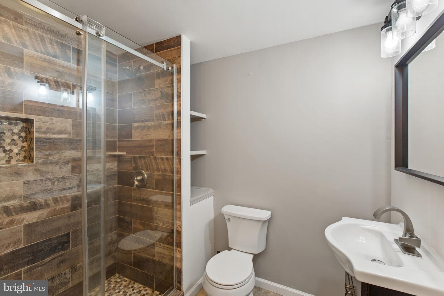 16001 Amina Drive photo 61