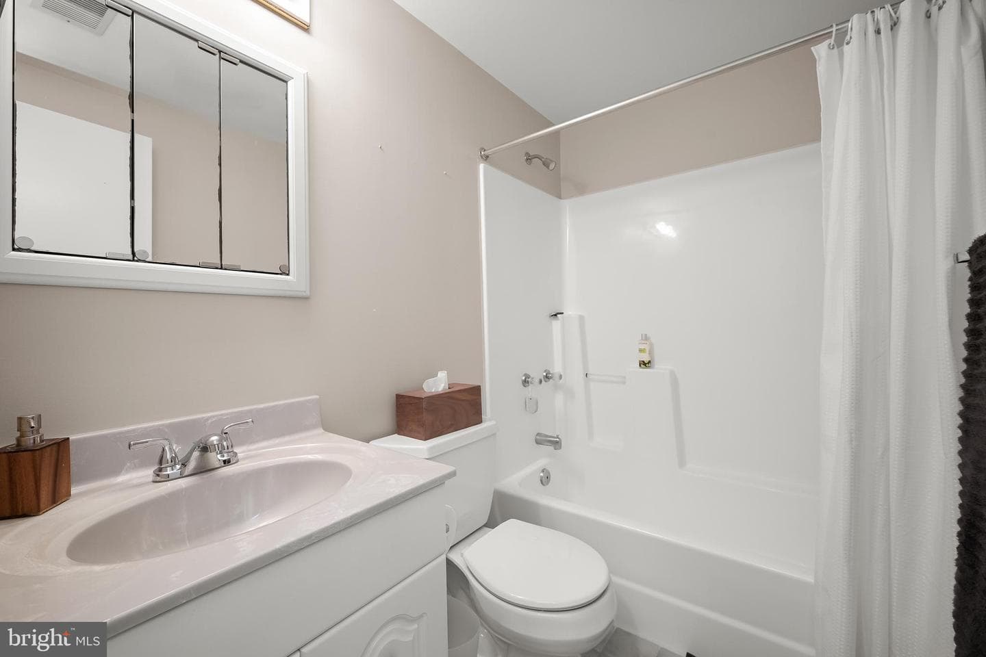20605 Pruitt Court photo 34