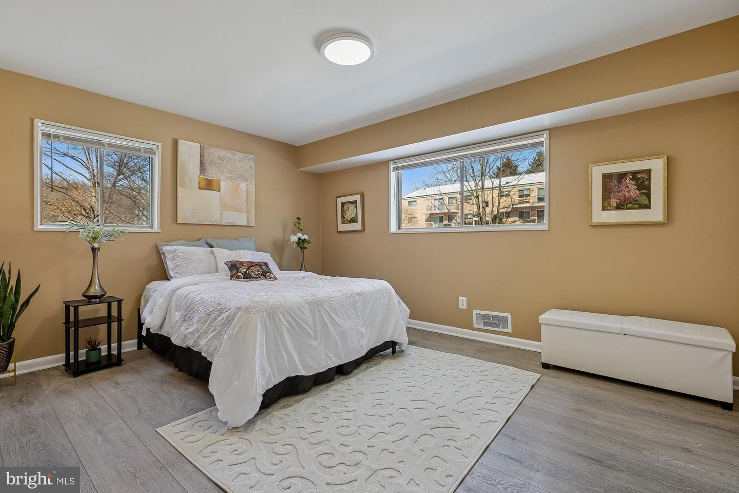 10625 Montrose Avenue #10625 #104 photo 11