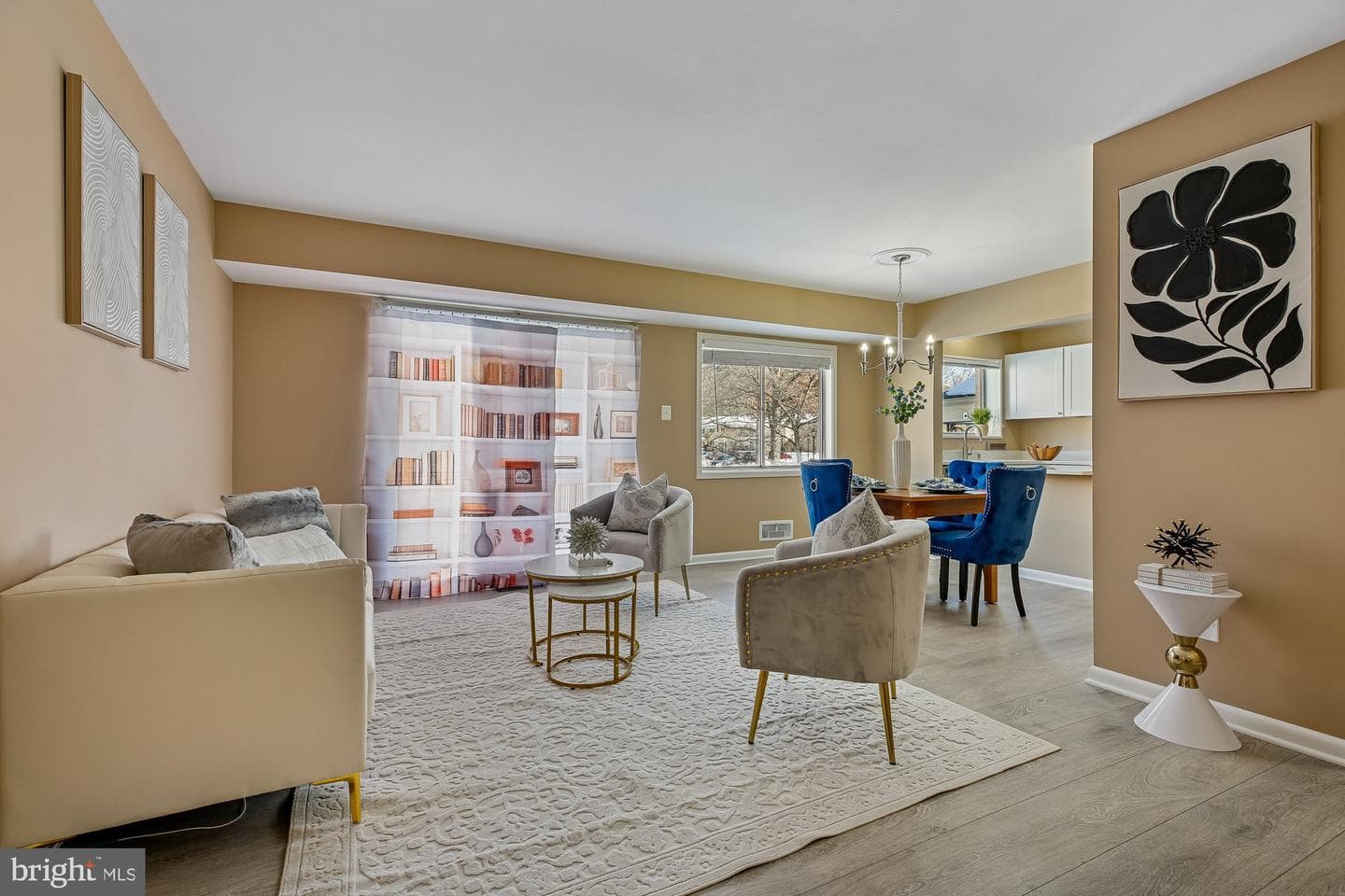 10625 Montrose Avenue #10625 #104 photo 2