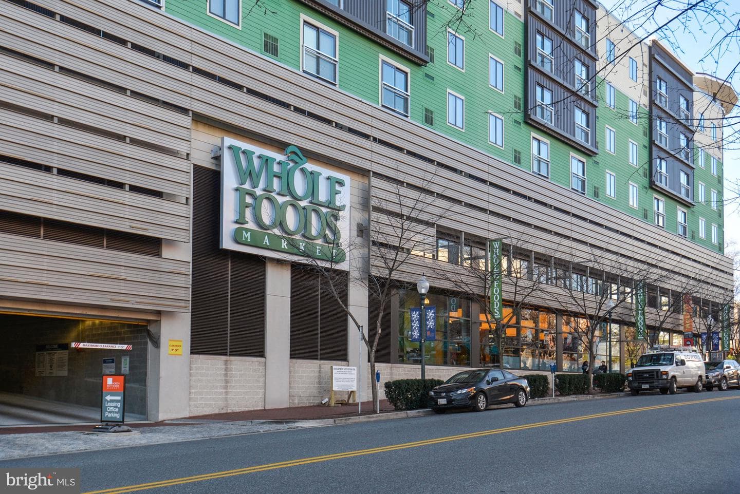 10625 Montrose Avenue #10625 #104 photo 26