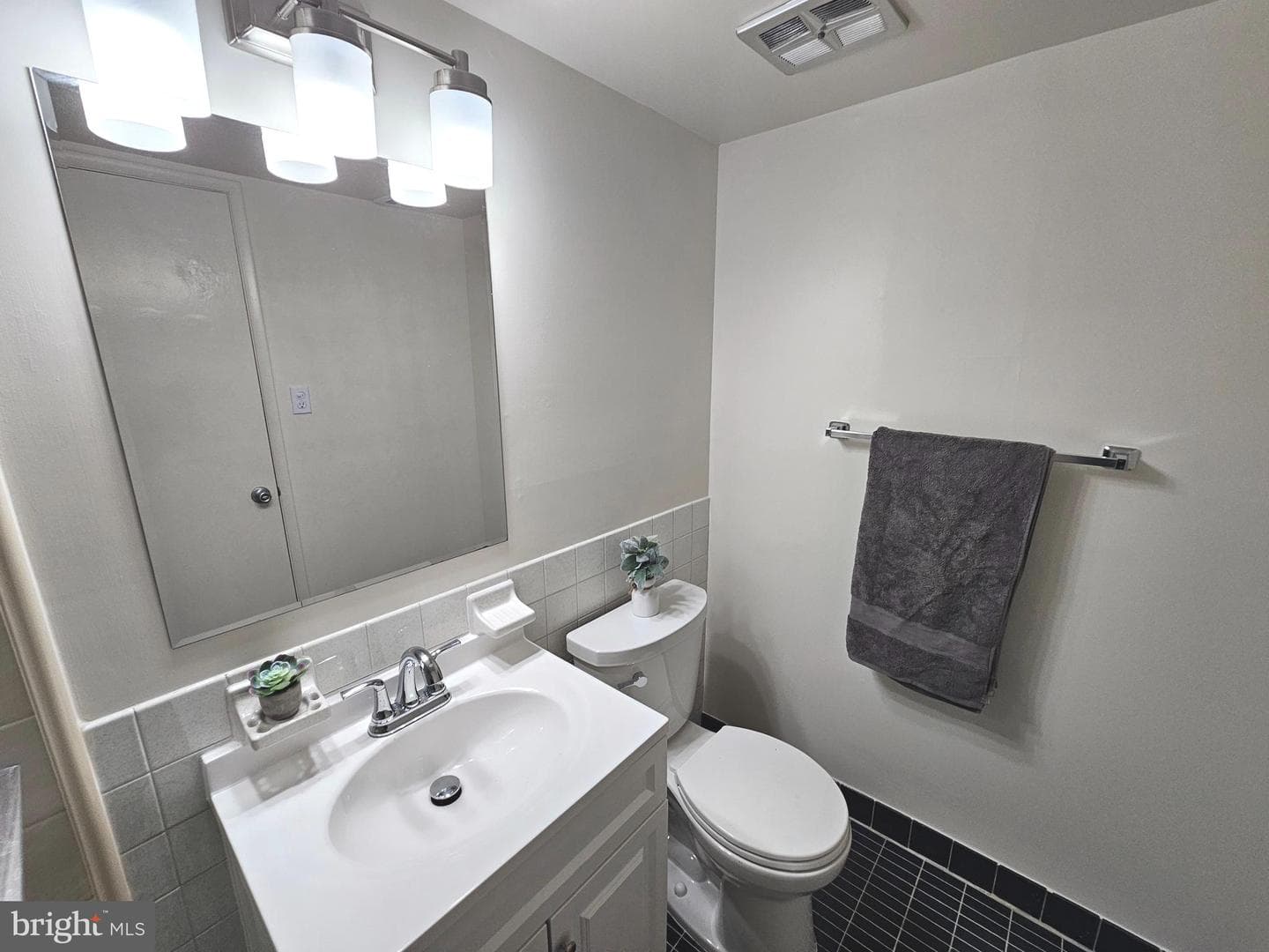 18 Monroe Street #201 photo 21