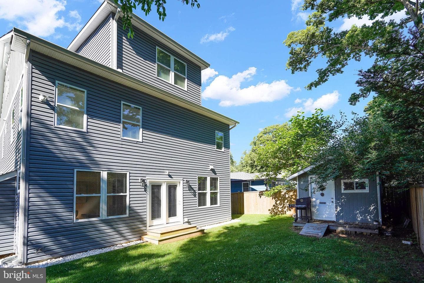 3925 Decatur Avenue photo 36