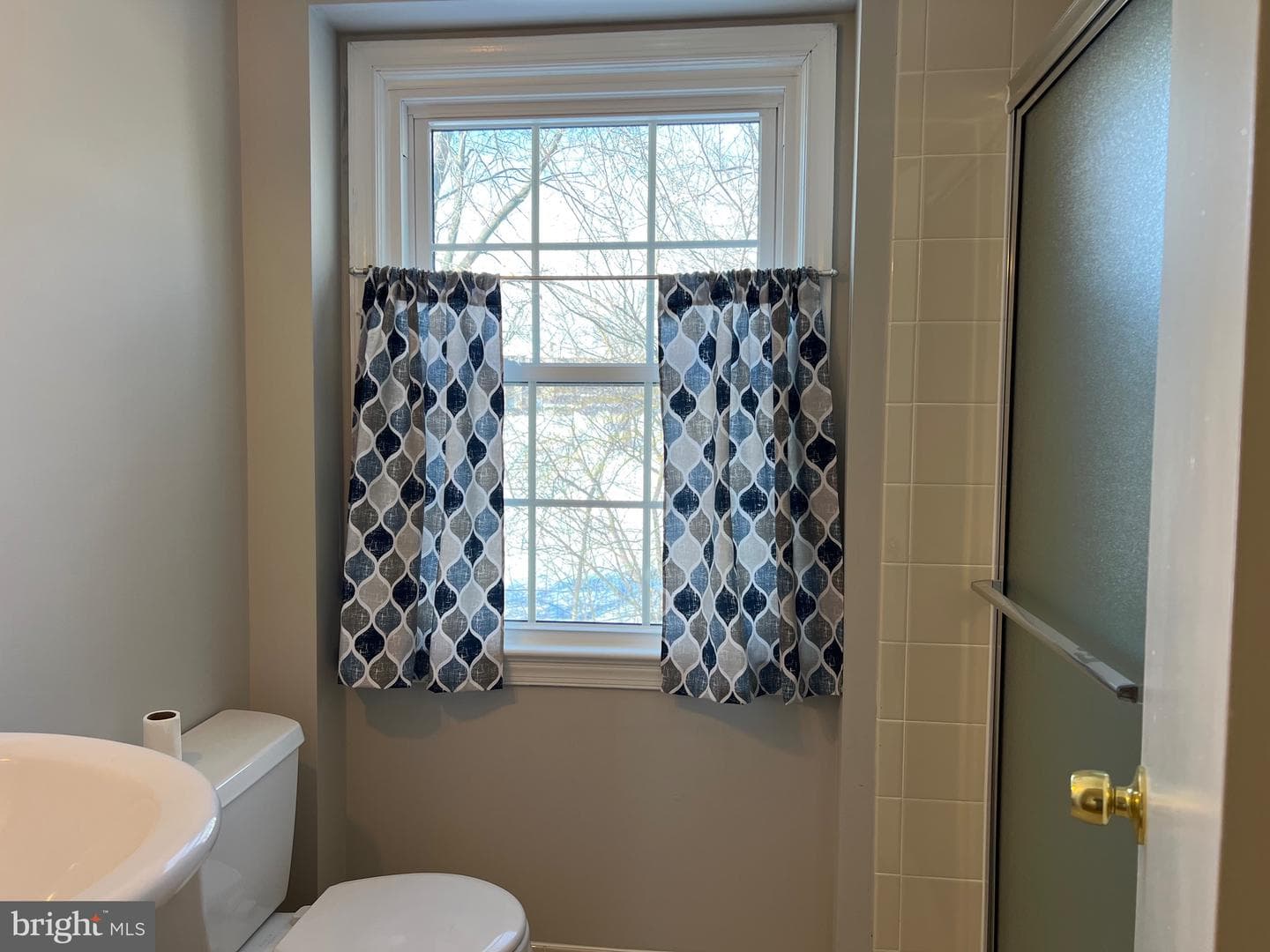 9841 Canal Road photo 23