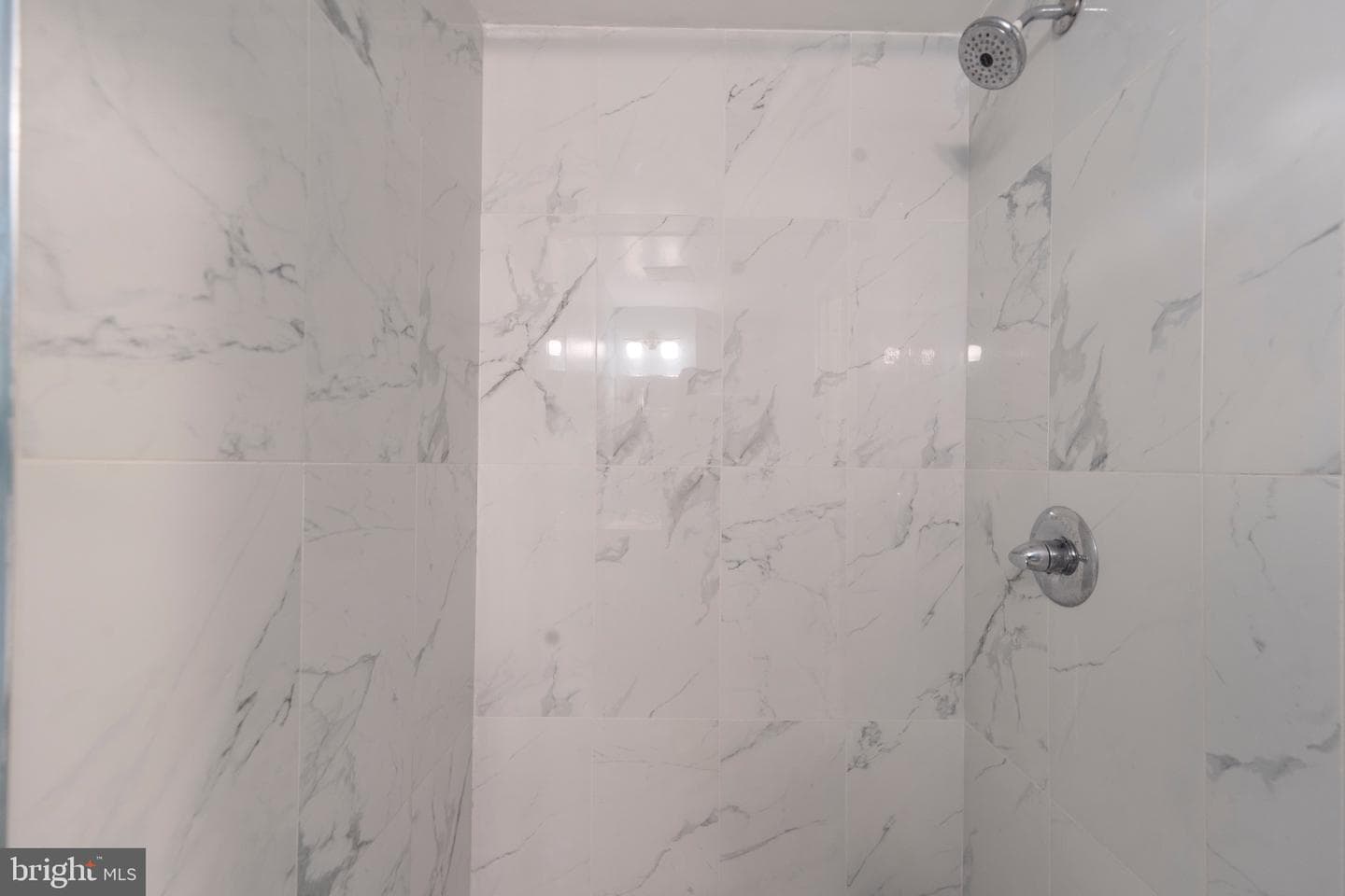 17610 Larchmont Terrace photo 16
