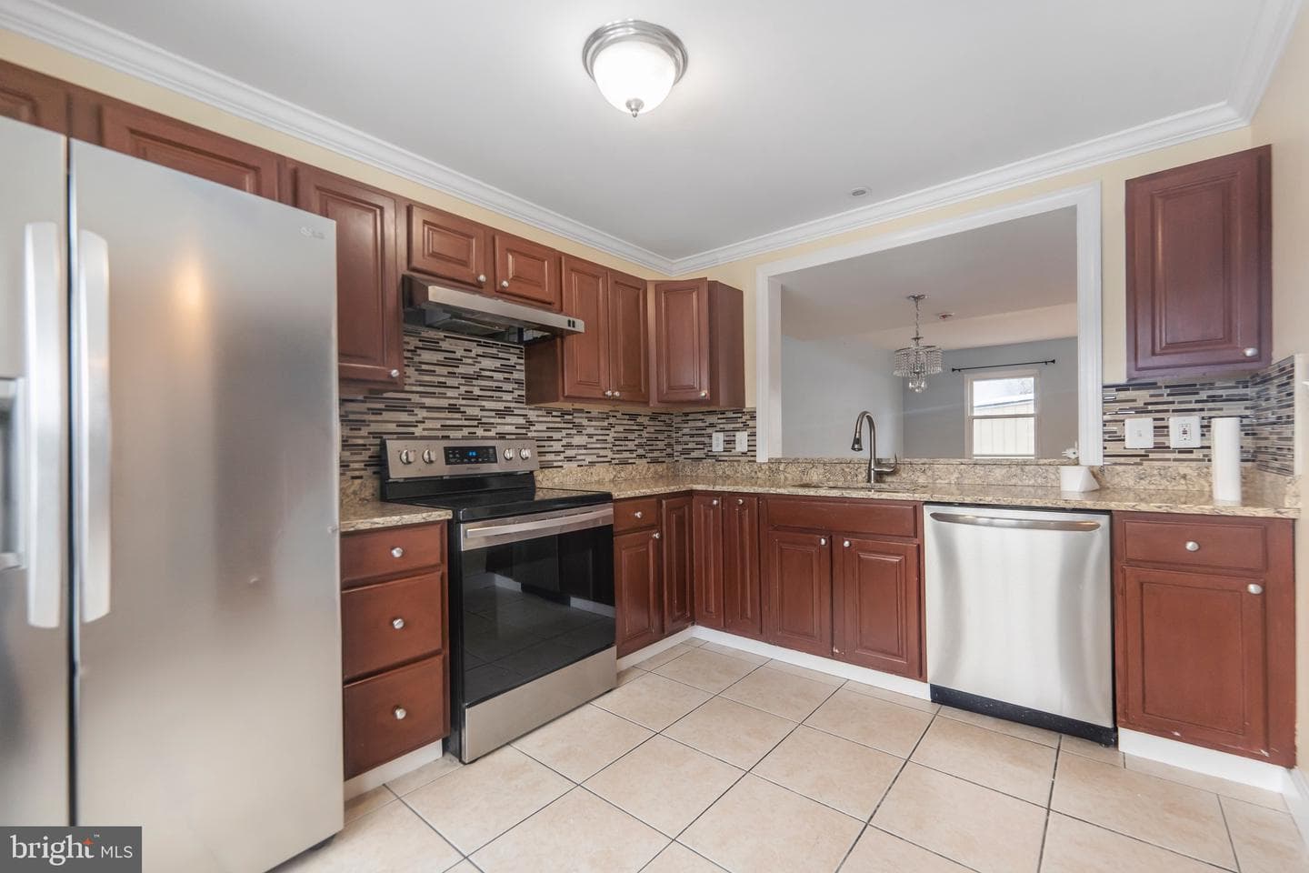 17610 Larchmont Terrace photo 23