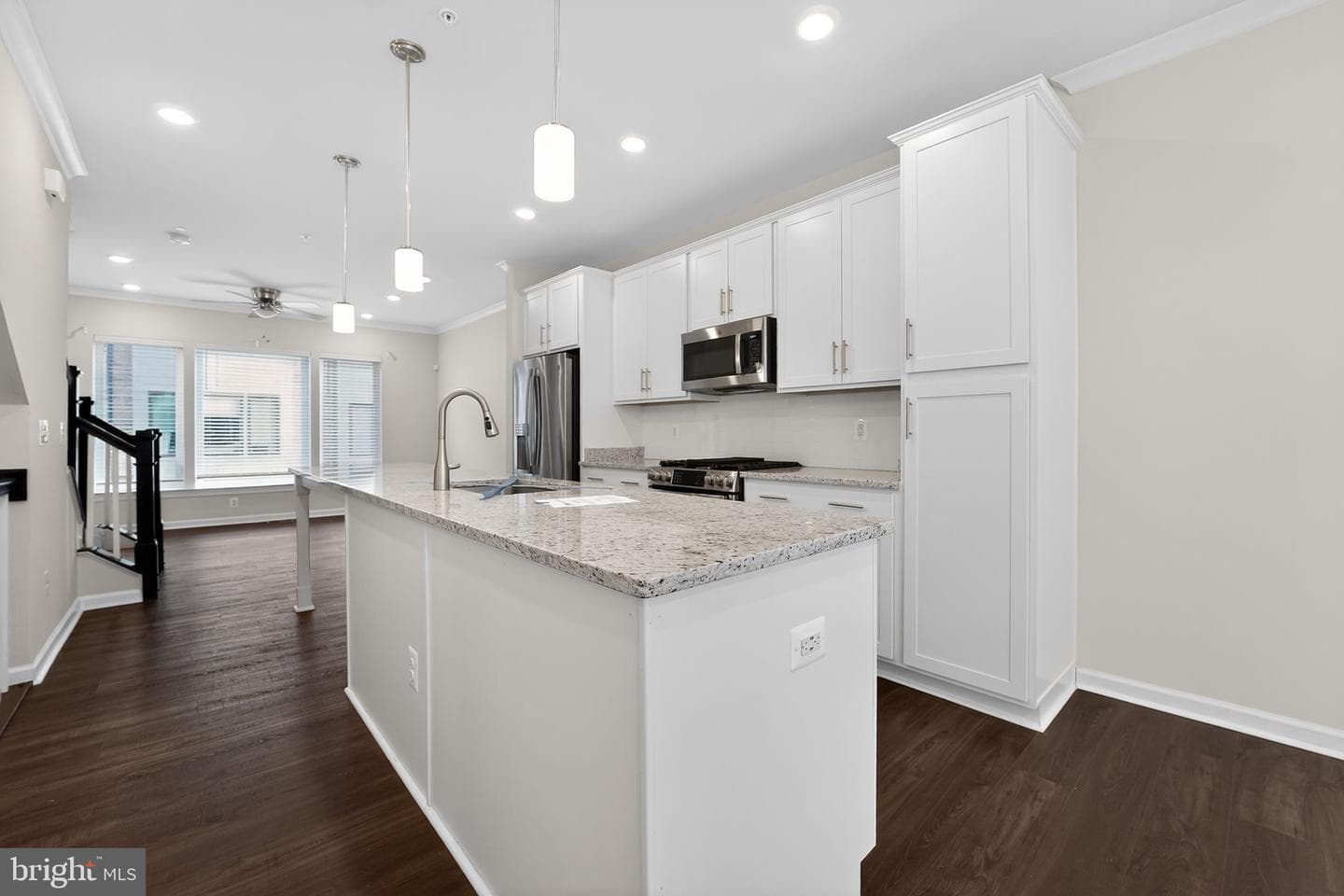 8041 Baxter Street photo 11