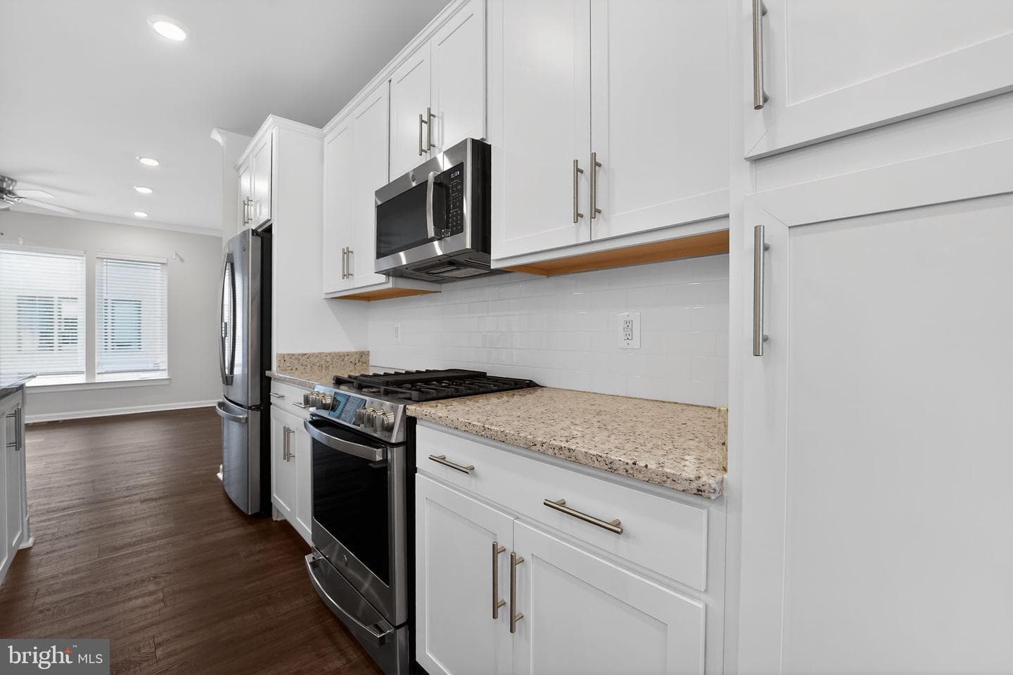 8041 Baxter Street photo 13
