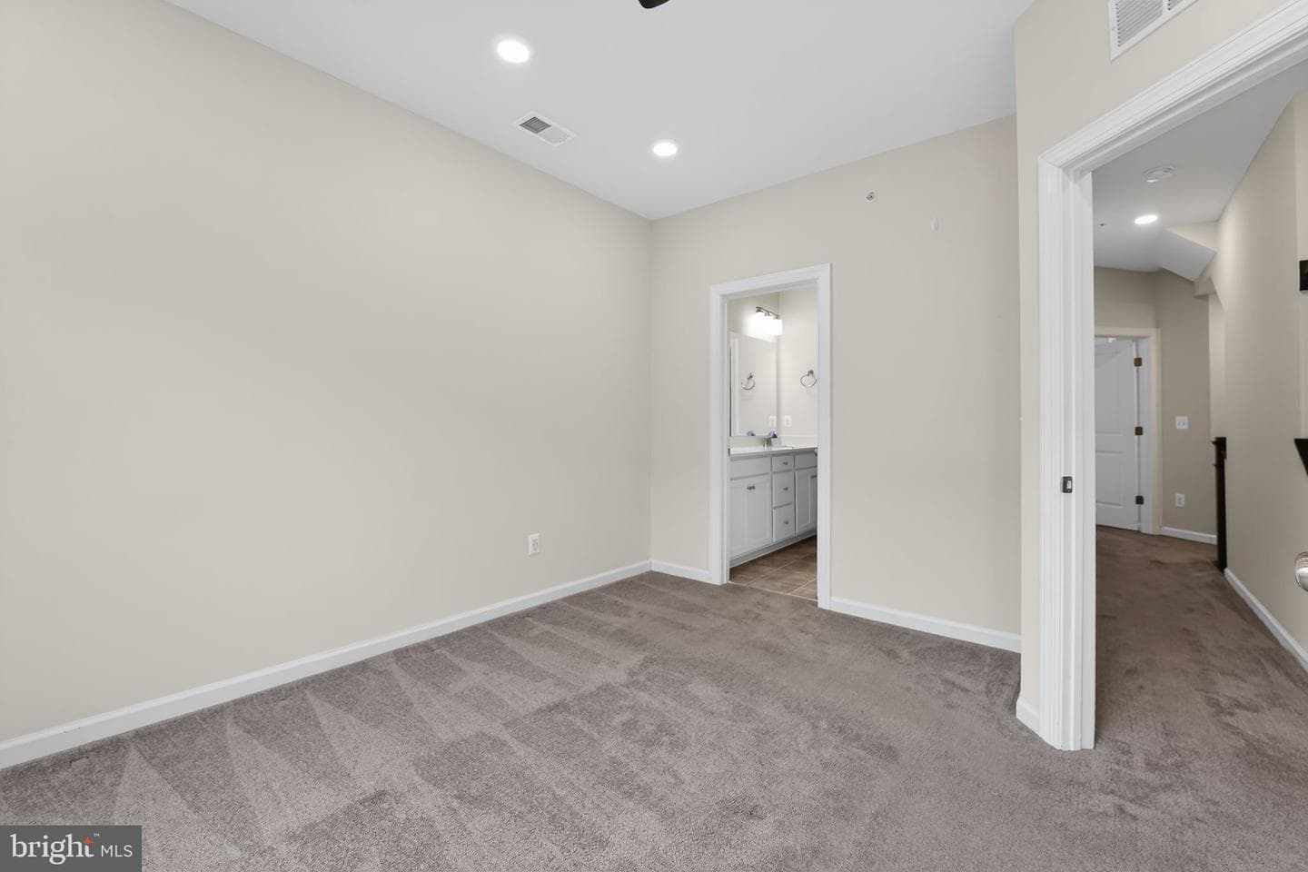 8041 Baxter Street photo 24