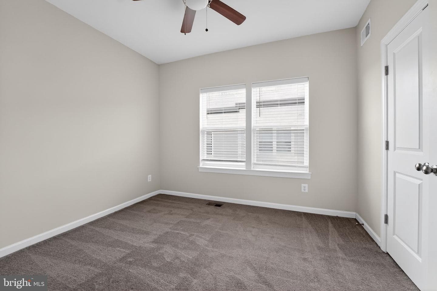 8041 Baxter Street photo 7