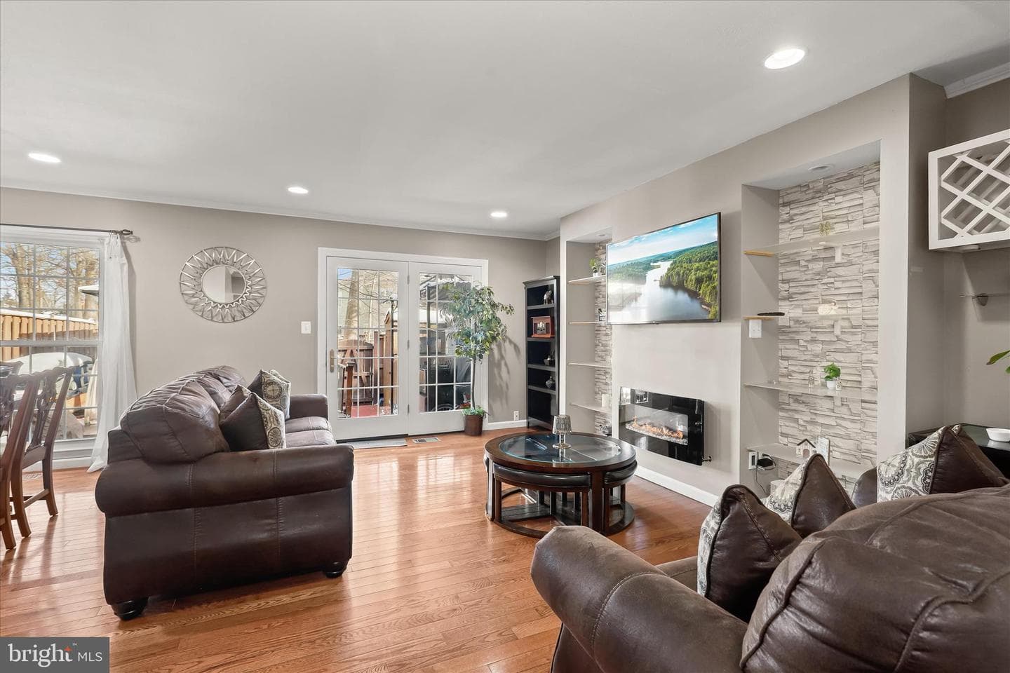 10 Ramsdell Terrace photo 2