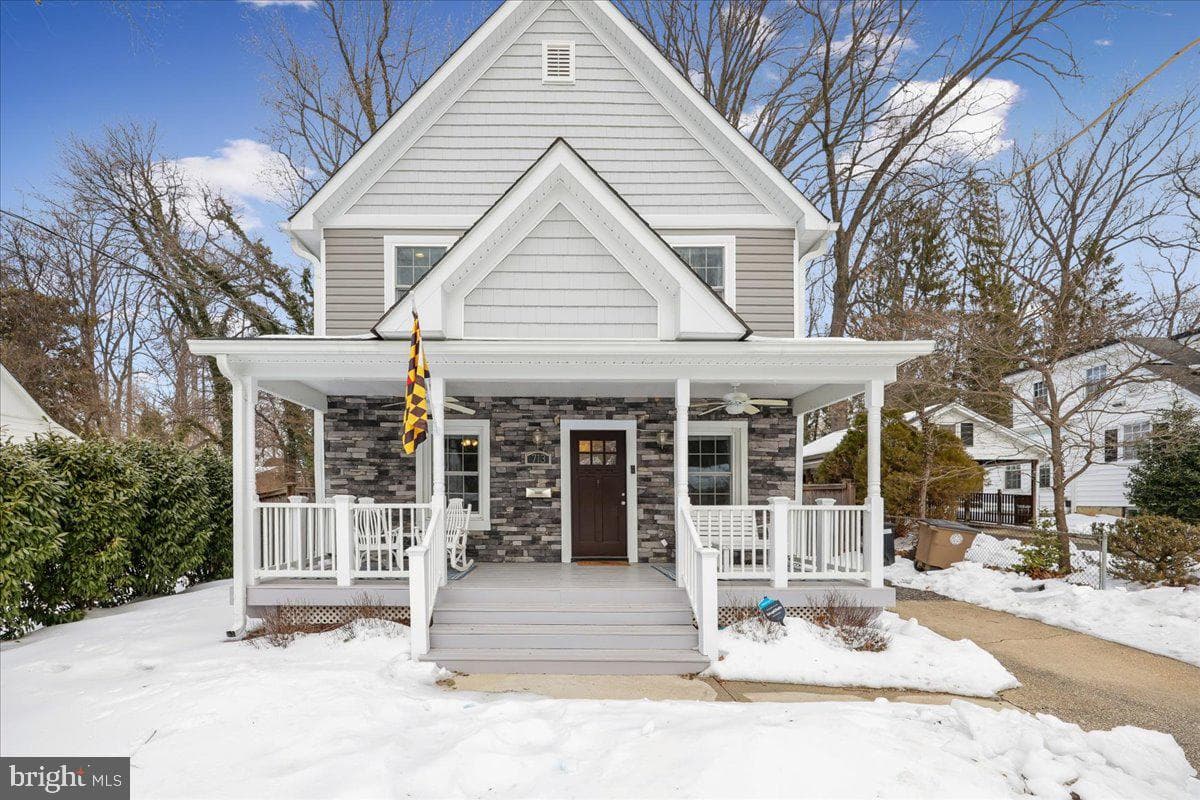 713 Anderson Avenue photo 48