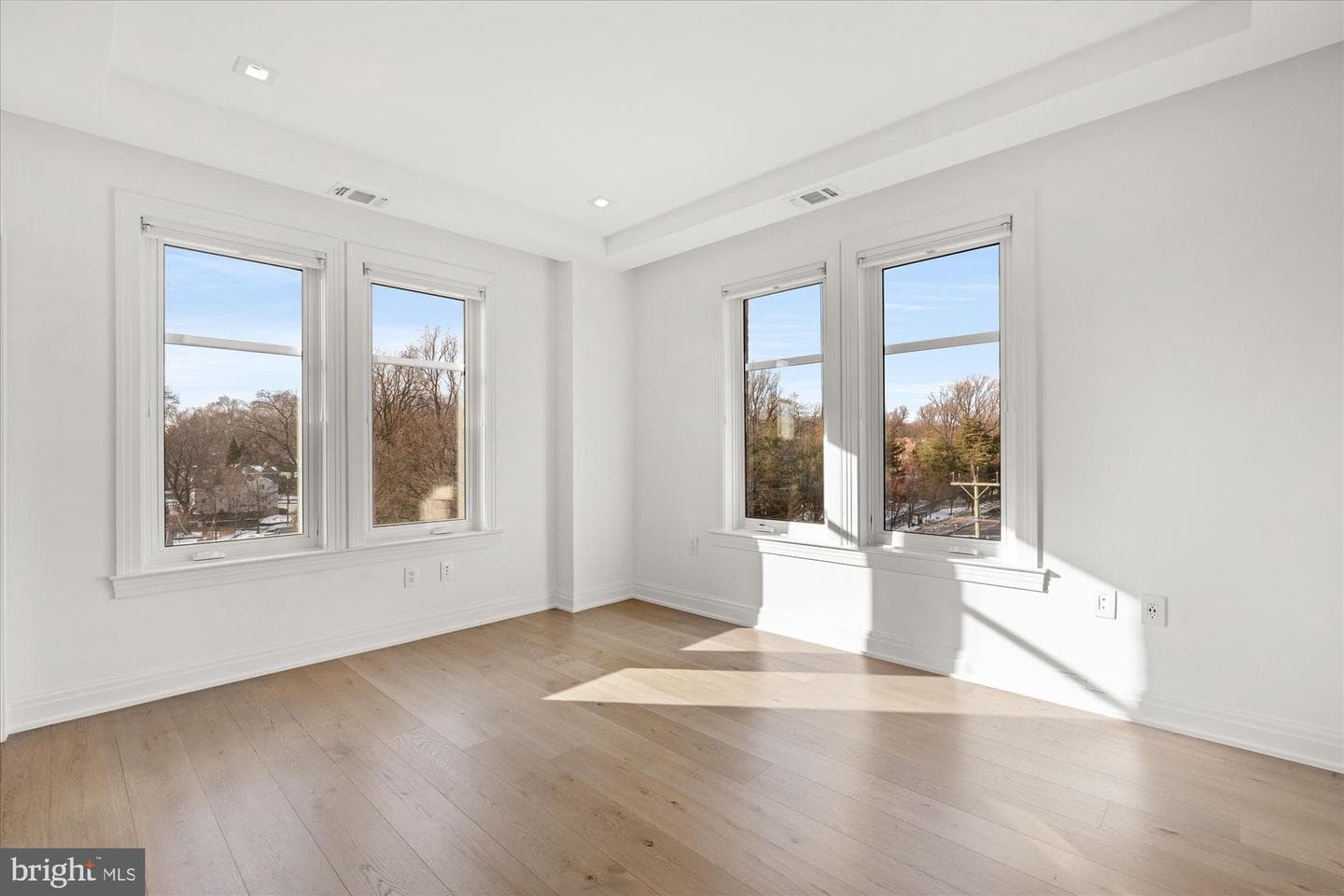 8551 Connecticut Avenue #602 photo 30
