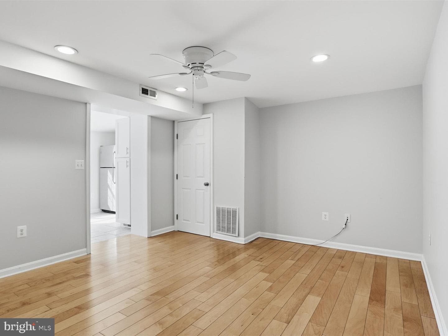 8818 Cold Spring Road photo 30