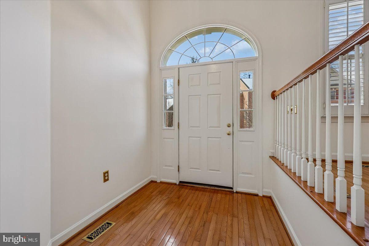 11417 Cedar Ridge Drive photo 3
