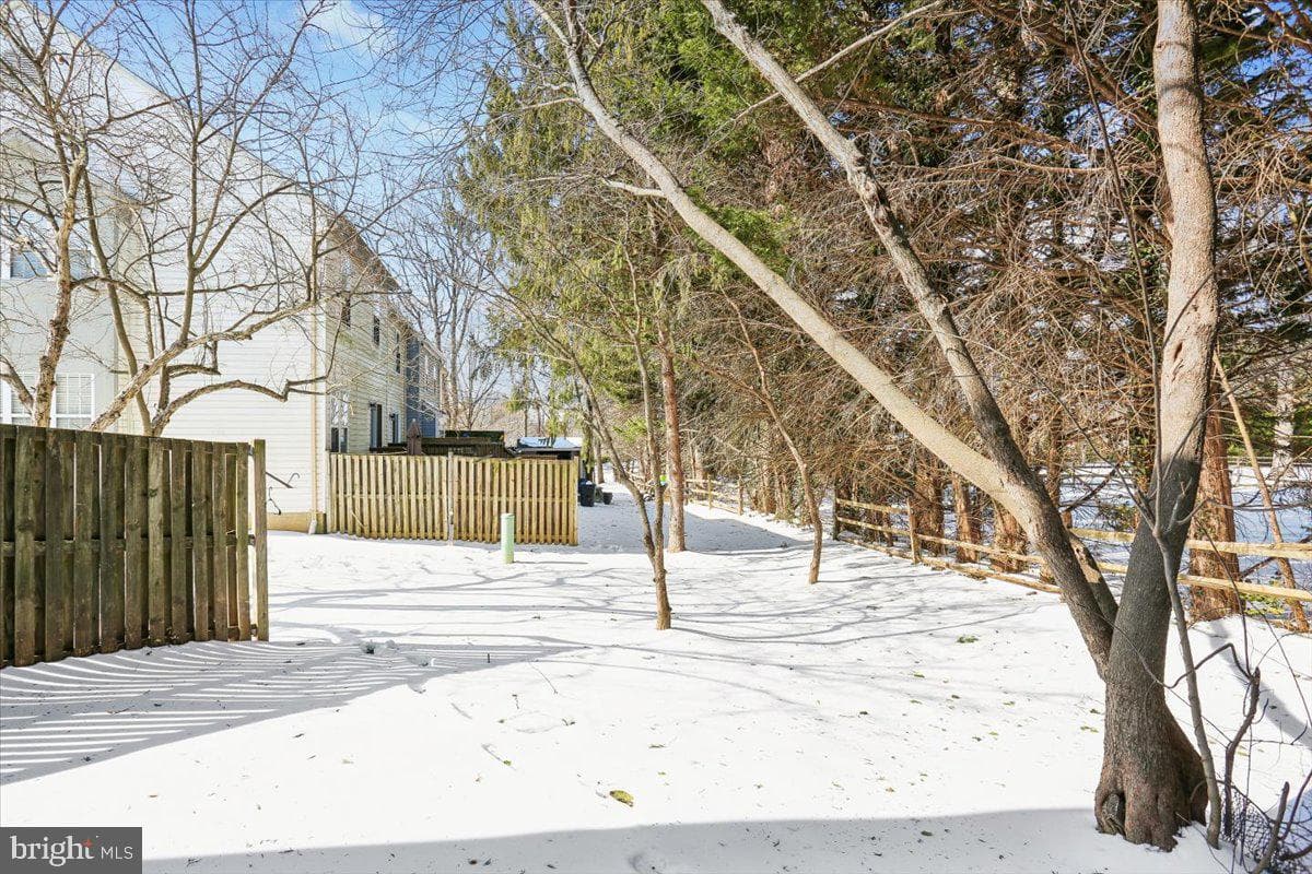 3531 Dartmoor Lane #11 photo 36