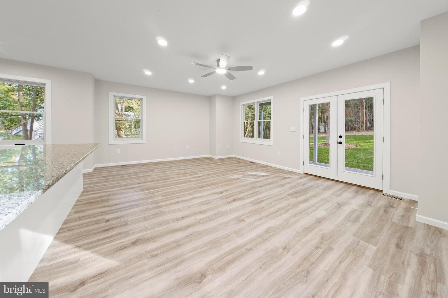 10220 Capitol View Avenue photo 25