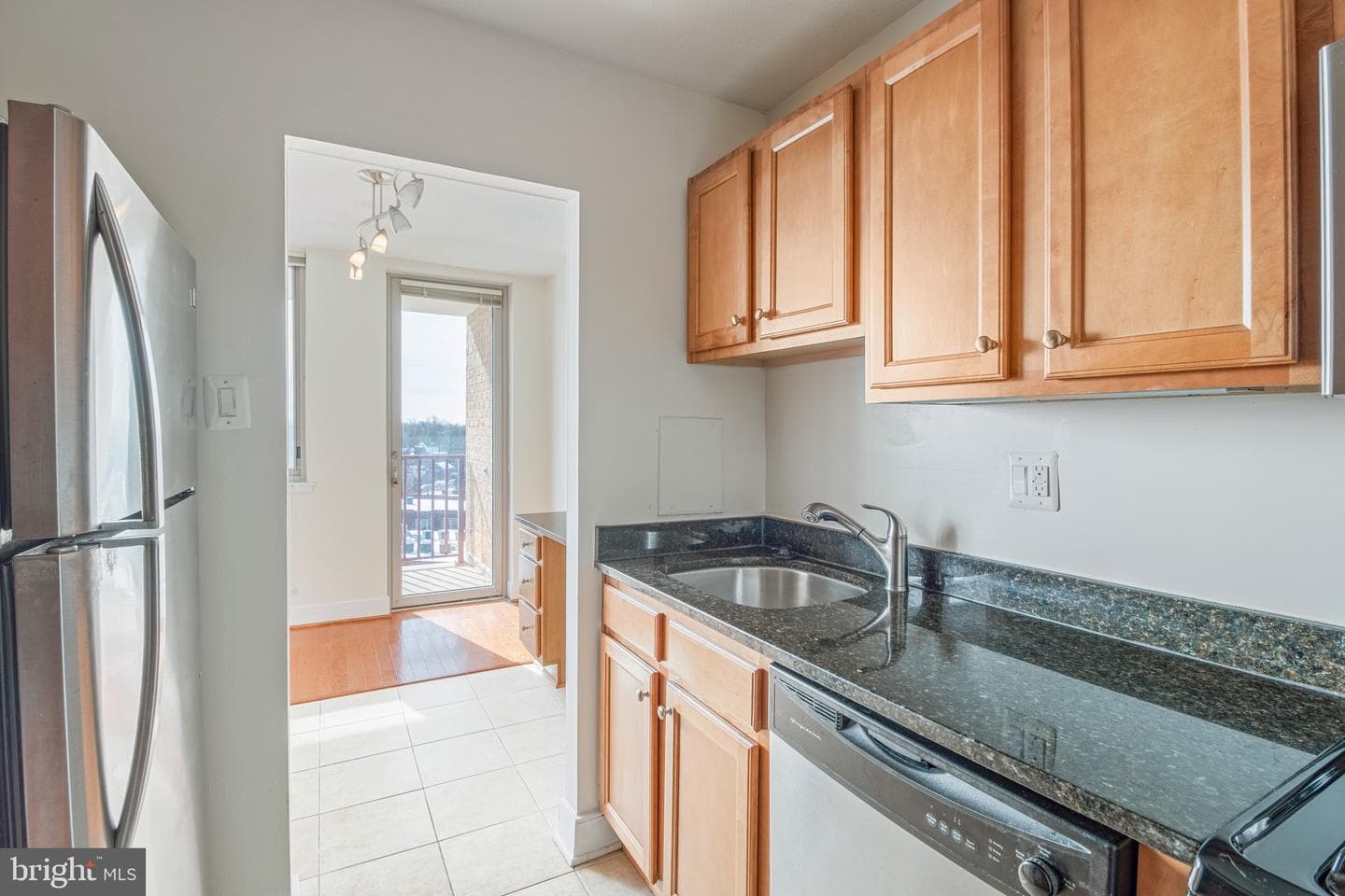 1220 Blair Mill Road #801 photo 11
